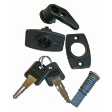 W4 COMPARTMENT LOCK CATCH WITH WD KEYS CARAVAN MOTORHOME 00086 SC481o